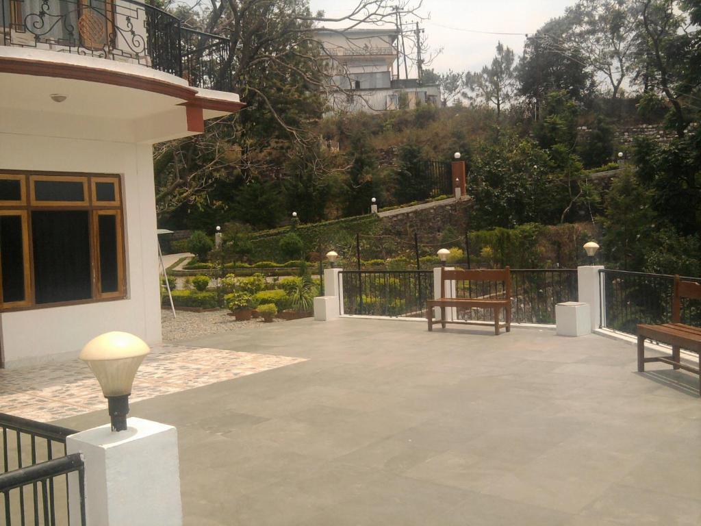 Sapphire Inn Bhīm Tāl Exterior foto