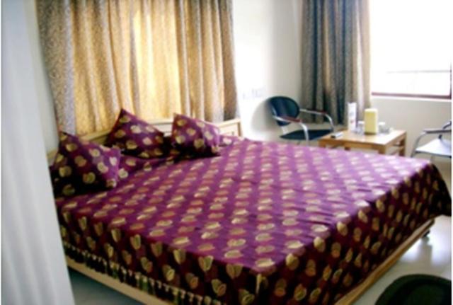 Sapphire Inn Bhīm Tāl Zimmer foto